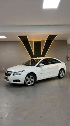 CHEVROLET CRUZE 1.8 LT 16V FLEX 4P MANUAL